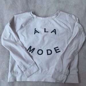 ✨BANANA REPUBLIC LIGHT SWEATER✨